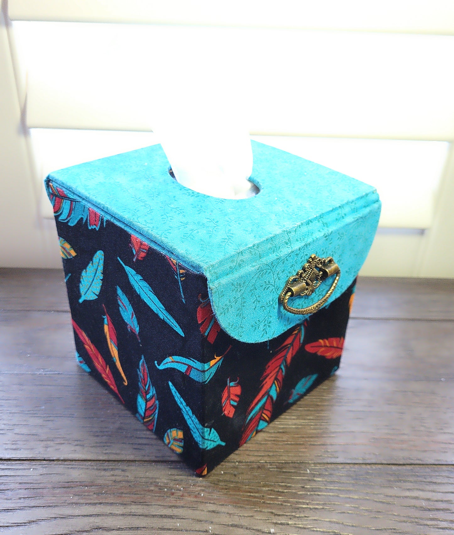 Fabric Covered Tissue Box Holder, Elegant Home, Bath or Bedroom Decor, Native American Feather Print - Chic Brico