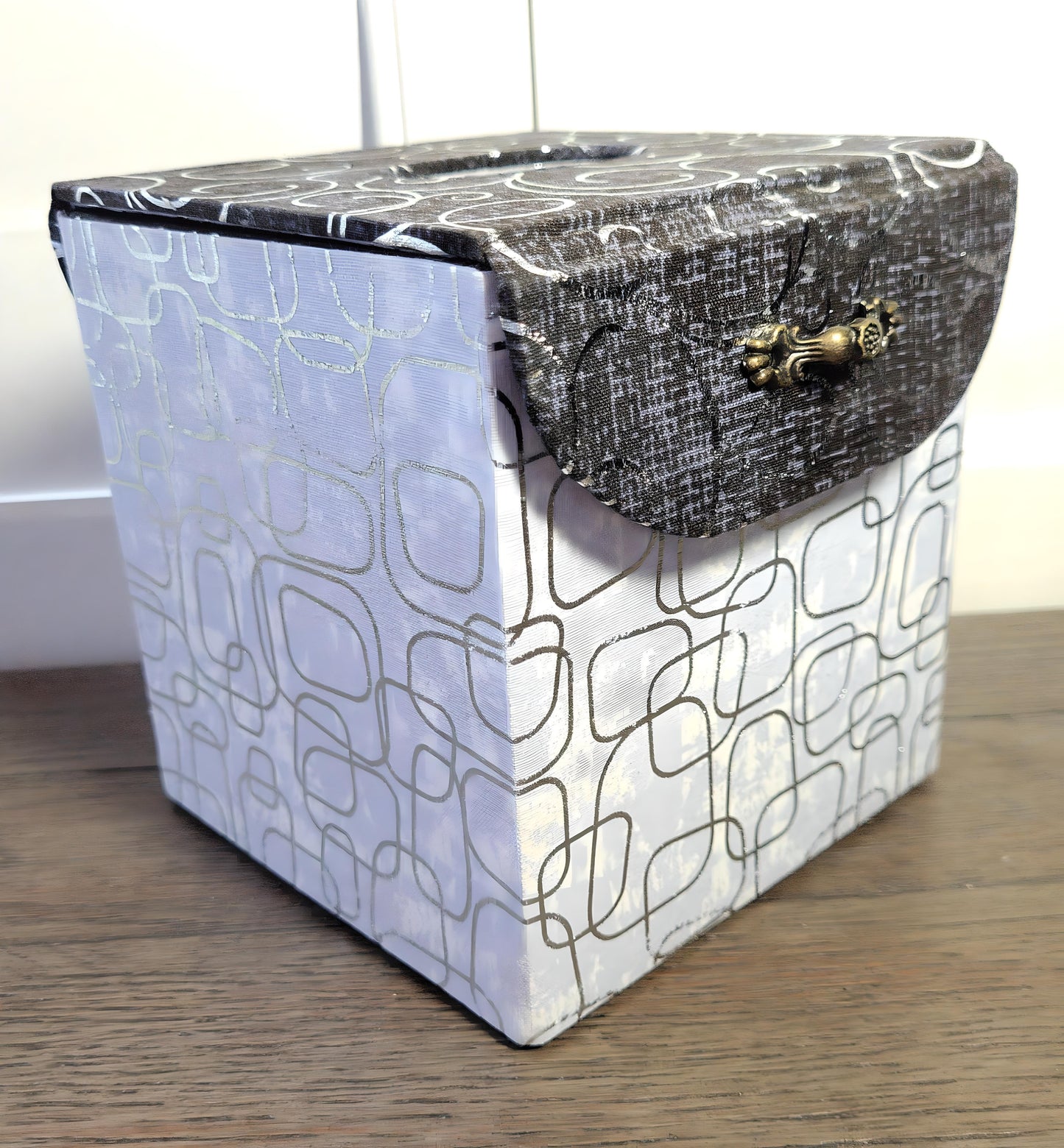 Fabric Covered Tissue Box Holder, Elegant Home, Bath or Bedroom Decor, Metallic Black and Silver Swirls - Chic Brico