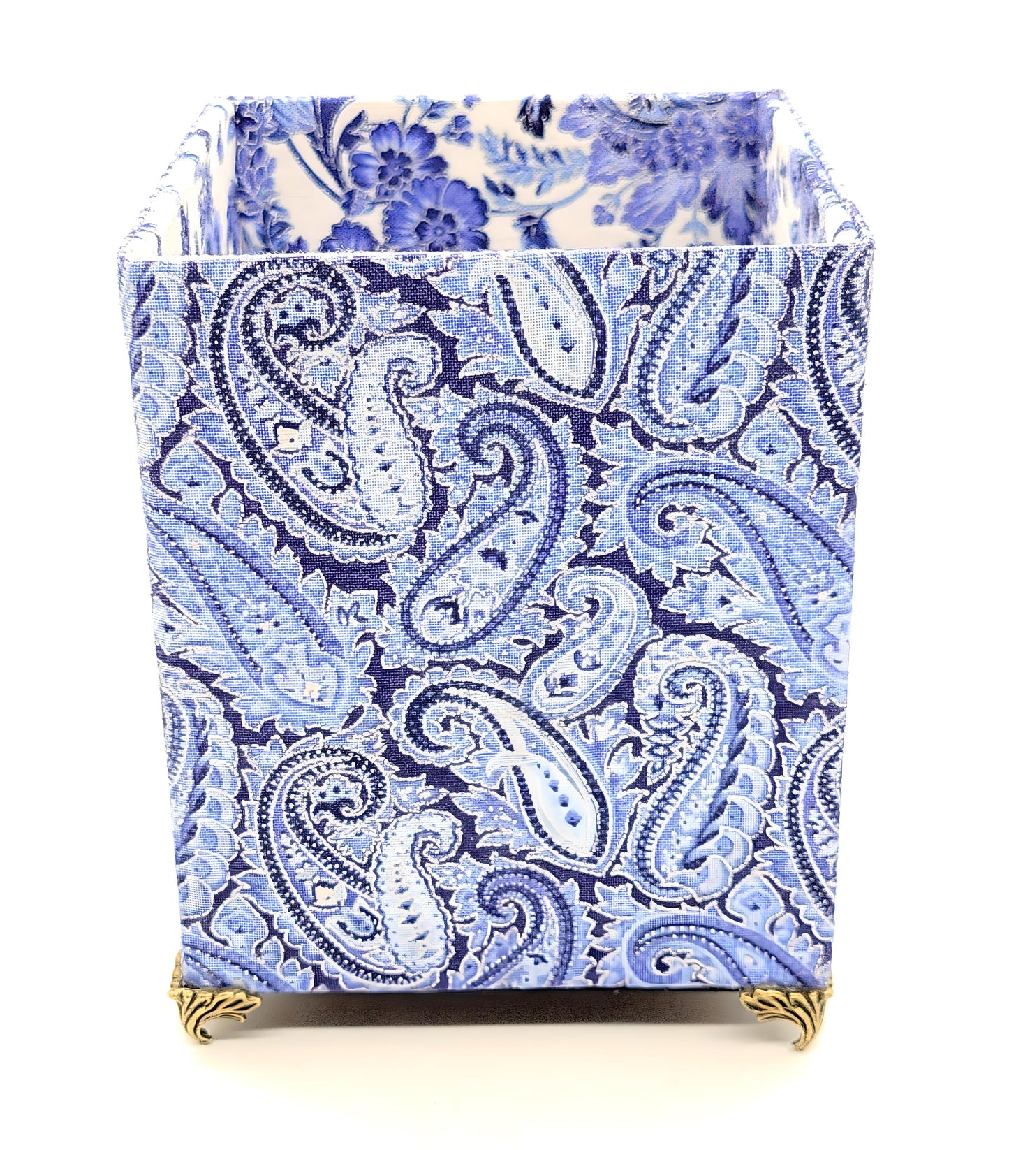 Fabric-Covered Pen Pencil Cosmetics Brushes Holder, Desktop Organizer, Blue, White and Silver Paisley - Chic Brico