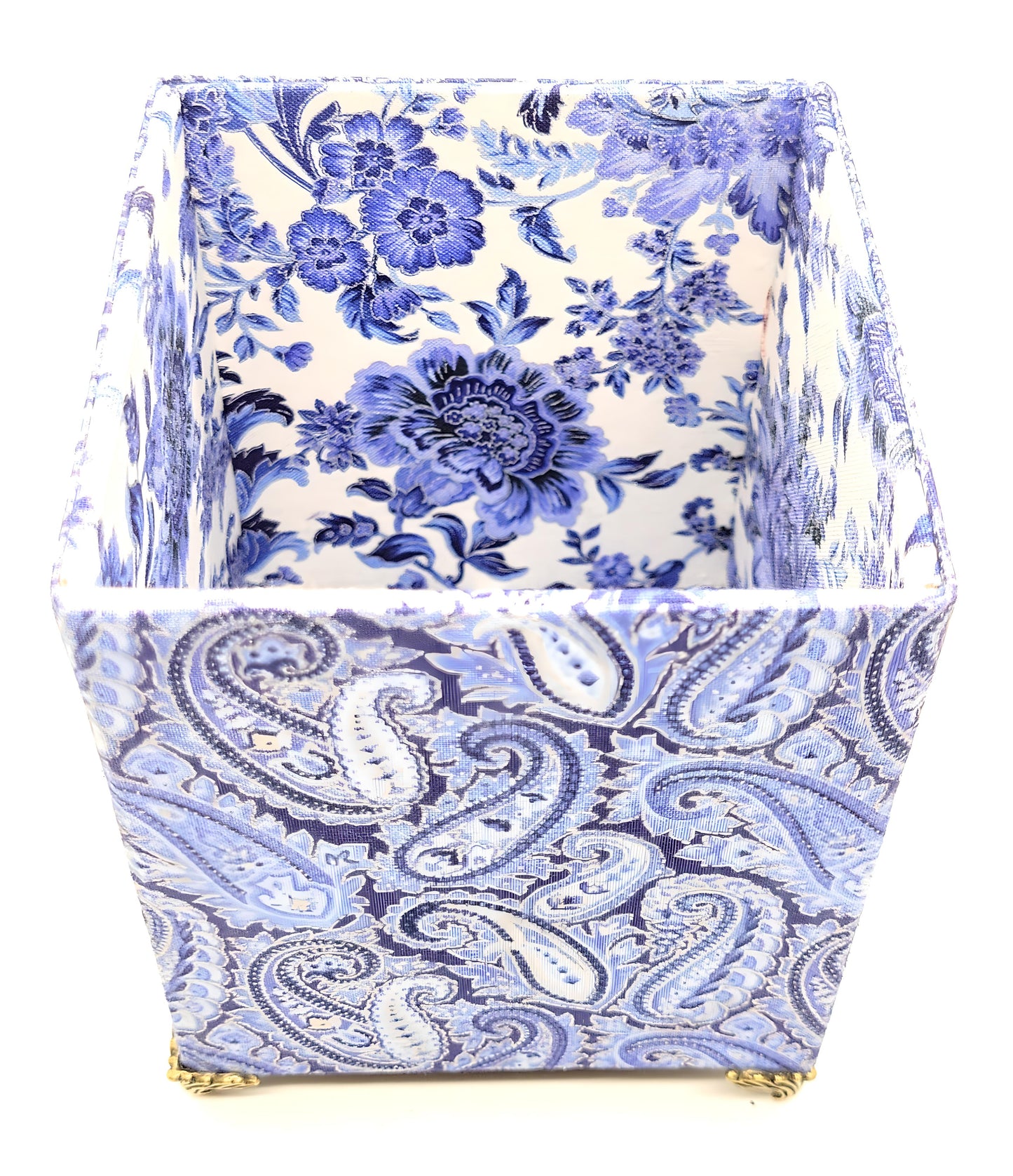 Fabric-Covered Pen Pencil Cosmetics Brushes Holder, Desktop Organizer, Blue, White and Silver Paisley - Chic Brico