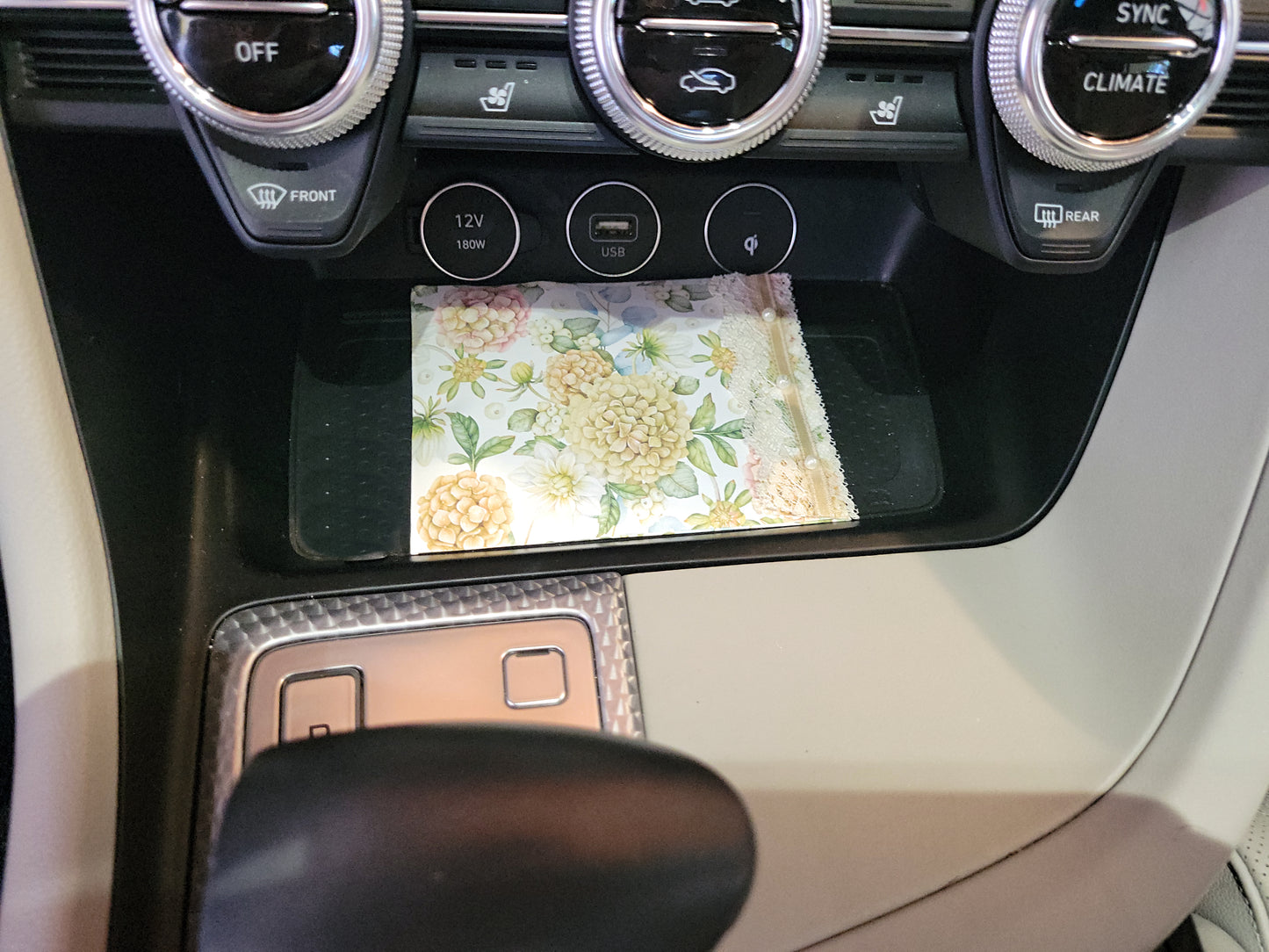 Pearls & Lace Chamomile Scented Drawer, Closet & Car Sachets, Large Size 4" x 5", 3-Pack - Chic Brico