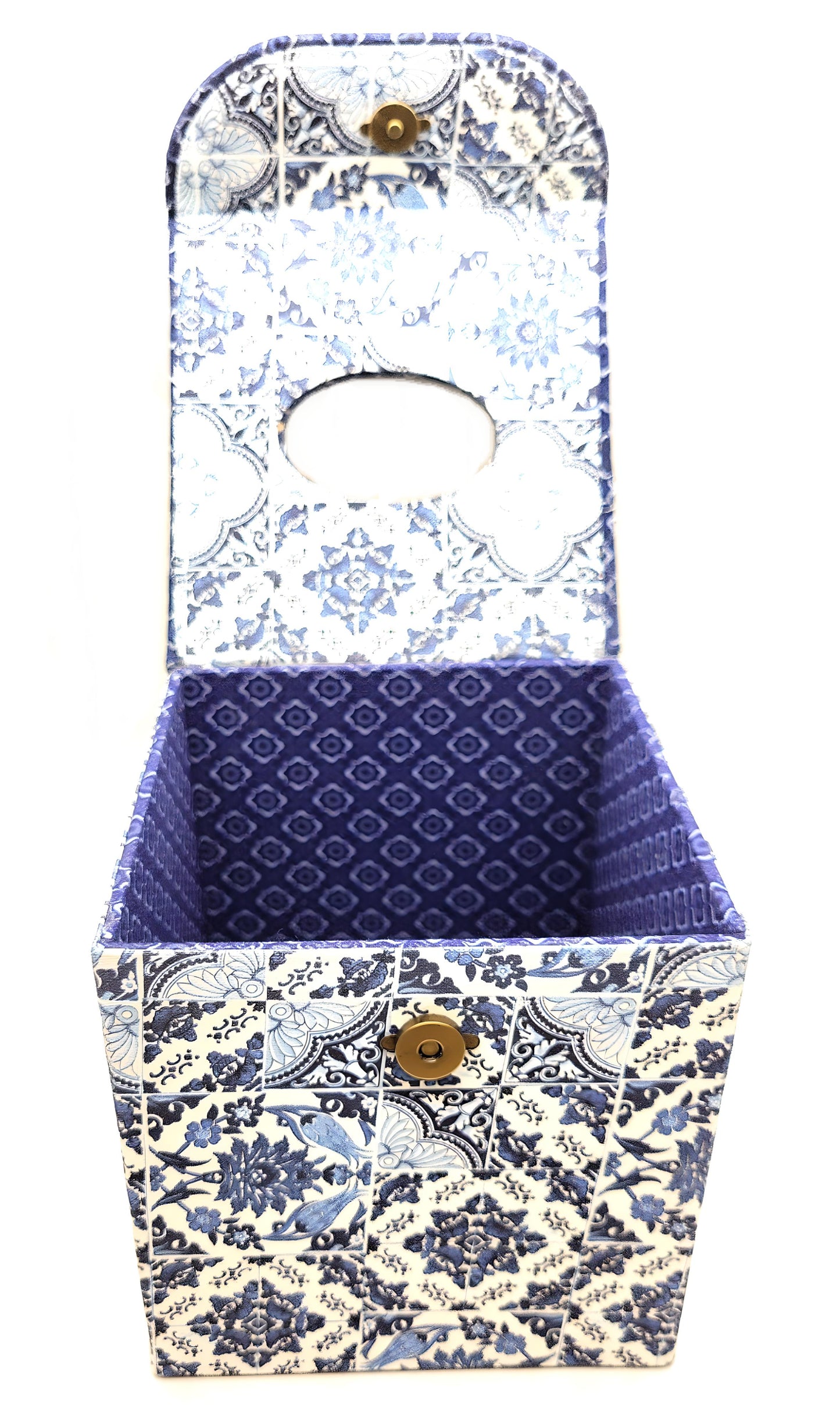Fabric Covered Tissue Box Holder, Elegant Home, Bath or Bedroom Decor, White and Delft Style Blue Tiles - Chic Brico