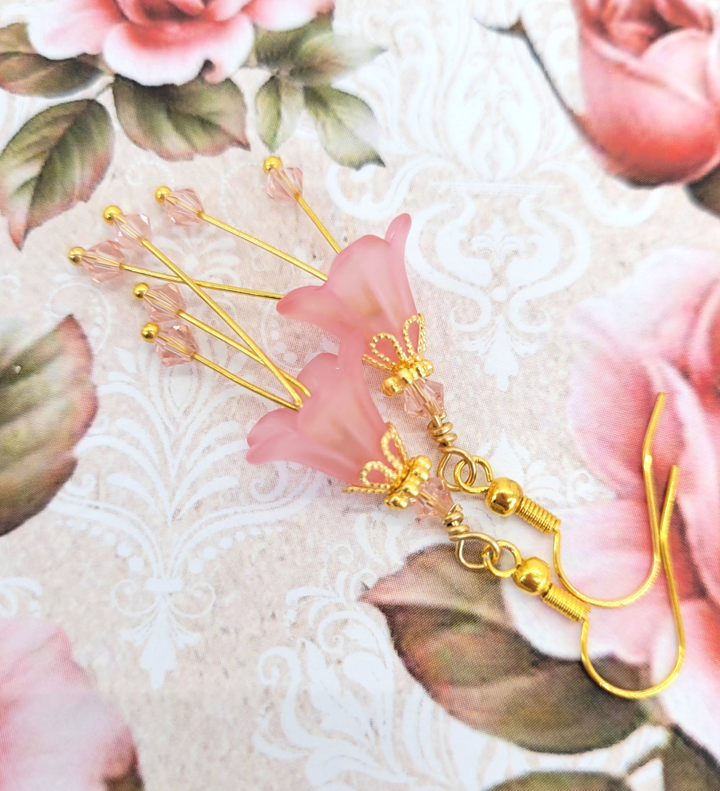 Light Pink and Gold Bell Flower Earrings - Chic Brico