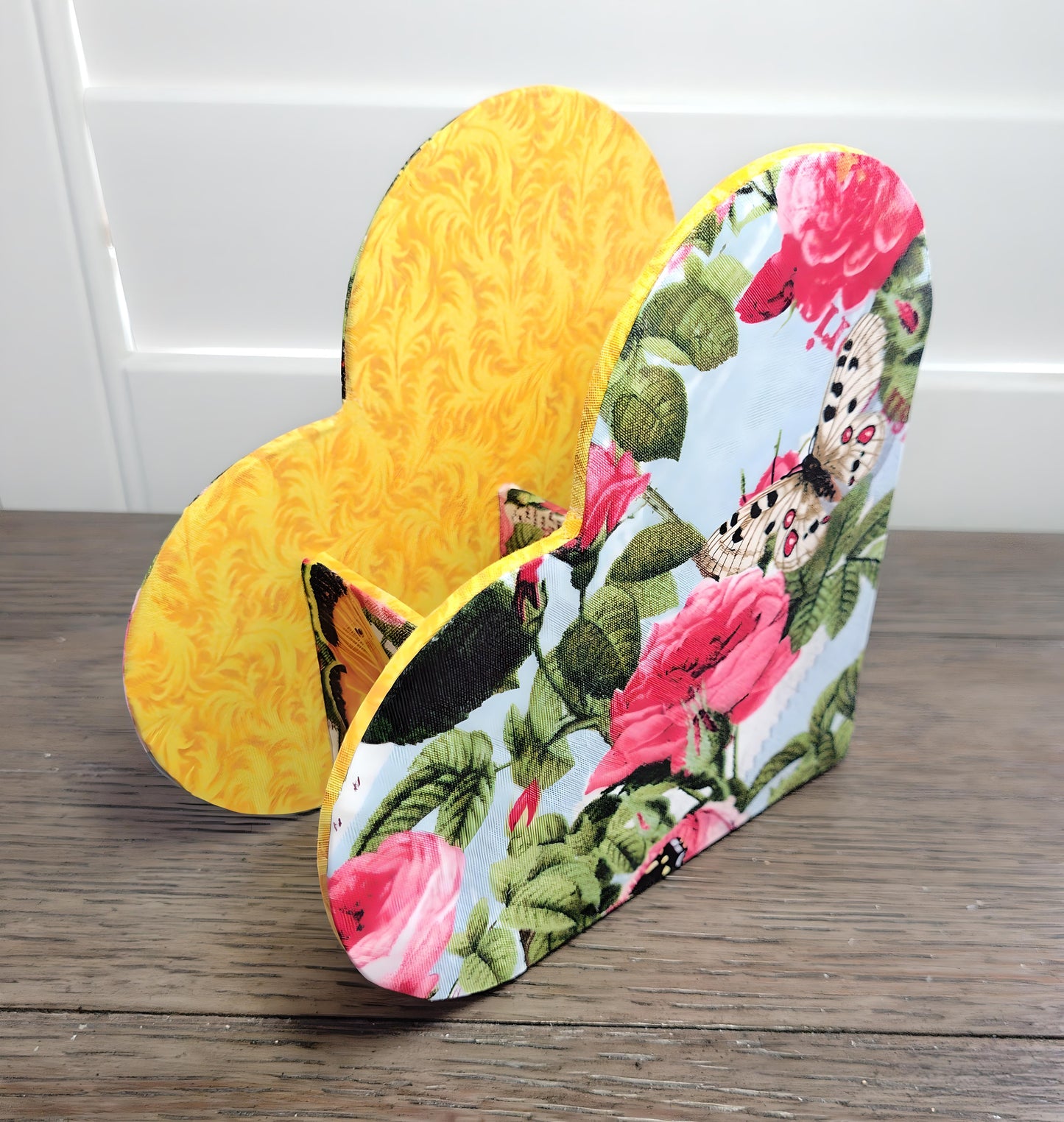 Desktop Organizer, Heart-Shaped, 100% Cotton Fabric, Butterflies and Flowers - Chic Brico