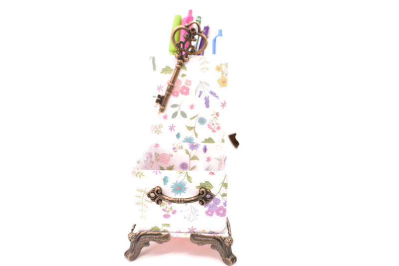 Spring Flowers Bouquet Desktop Organizer for Pens and Clips w/Antique Key Accent - Chic Brico