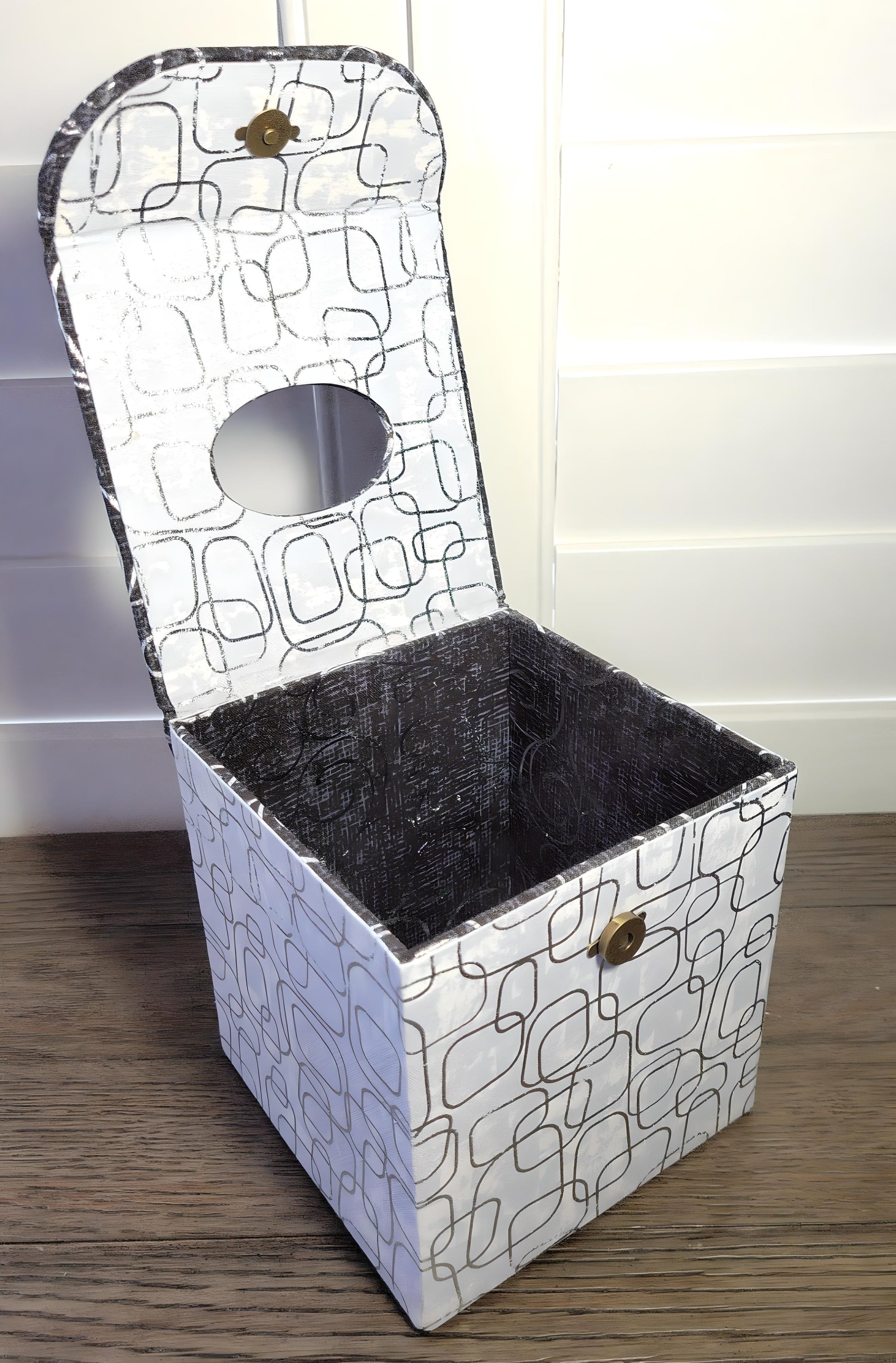 Fabric Covered Tissue Box Holder, Elegant Home, Bath or Bedroom Decor, Metallic Black and Silver Swirls - Chic Brico