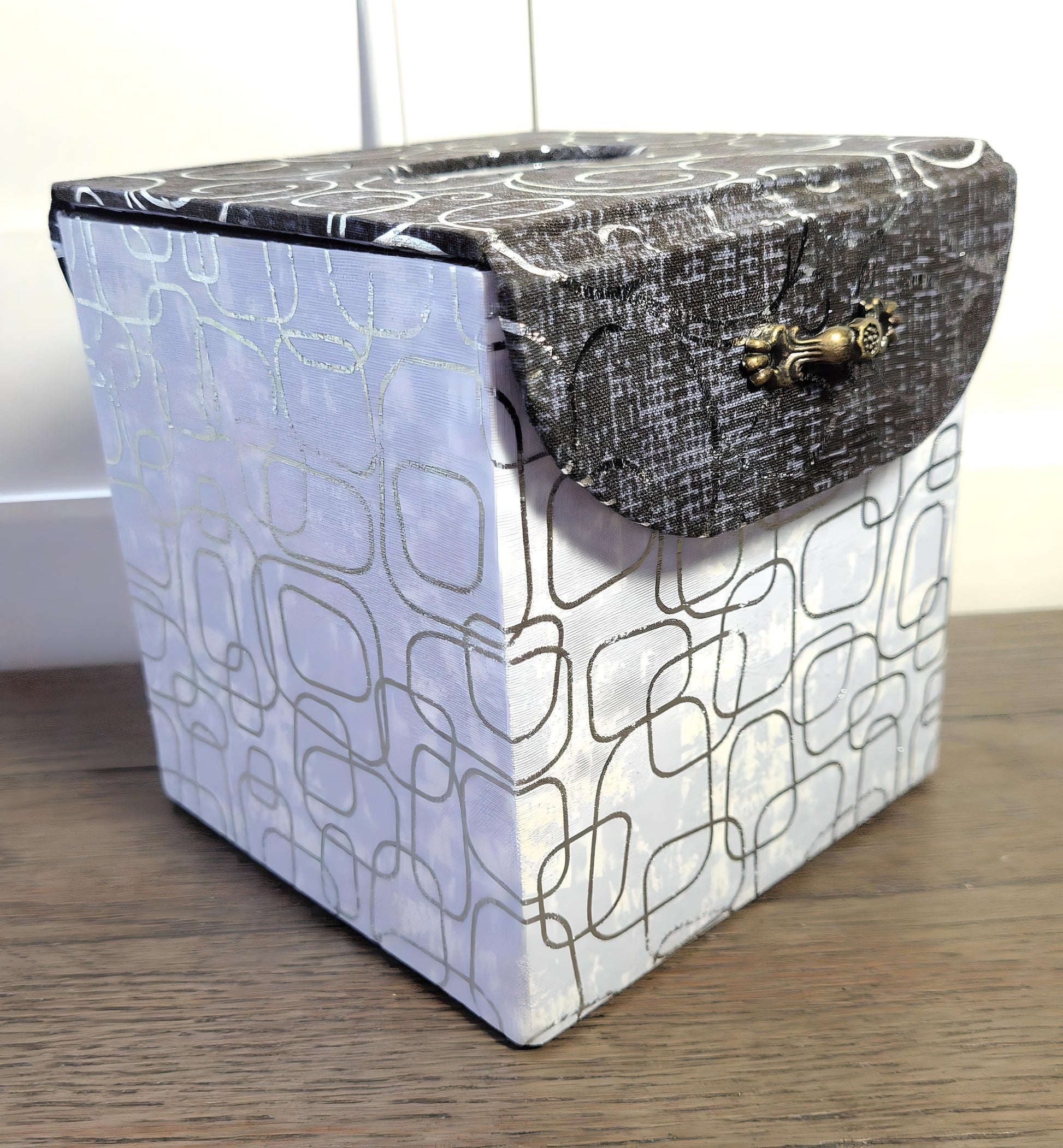 Fabric Covered Tissue Box Holder, Elegant Home, Bath or Bedroom Decor, Metallic Black and Silver Swirls - Chic Brico