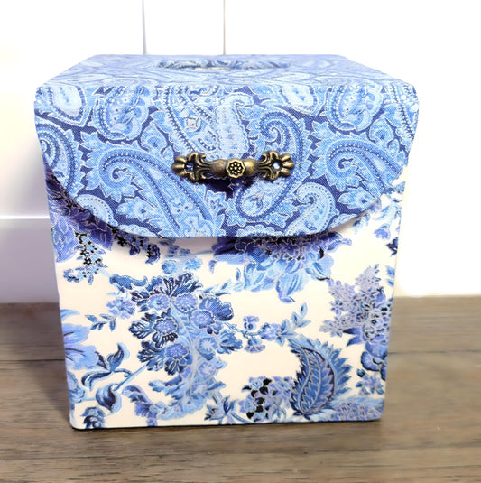 Fabric Covered Tissue Box Holder, Elegant Home, Bath or Bedroom Decor, Delft Blue, White and Silver Paisley - Chic Brico