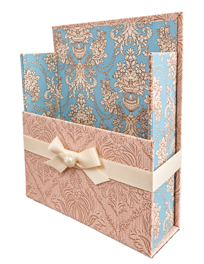 Blue Chateau Boxed Stationery Set – 20 Notecards, 20 Envelopes & Gold Pen