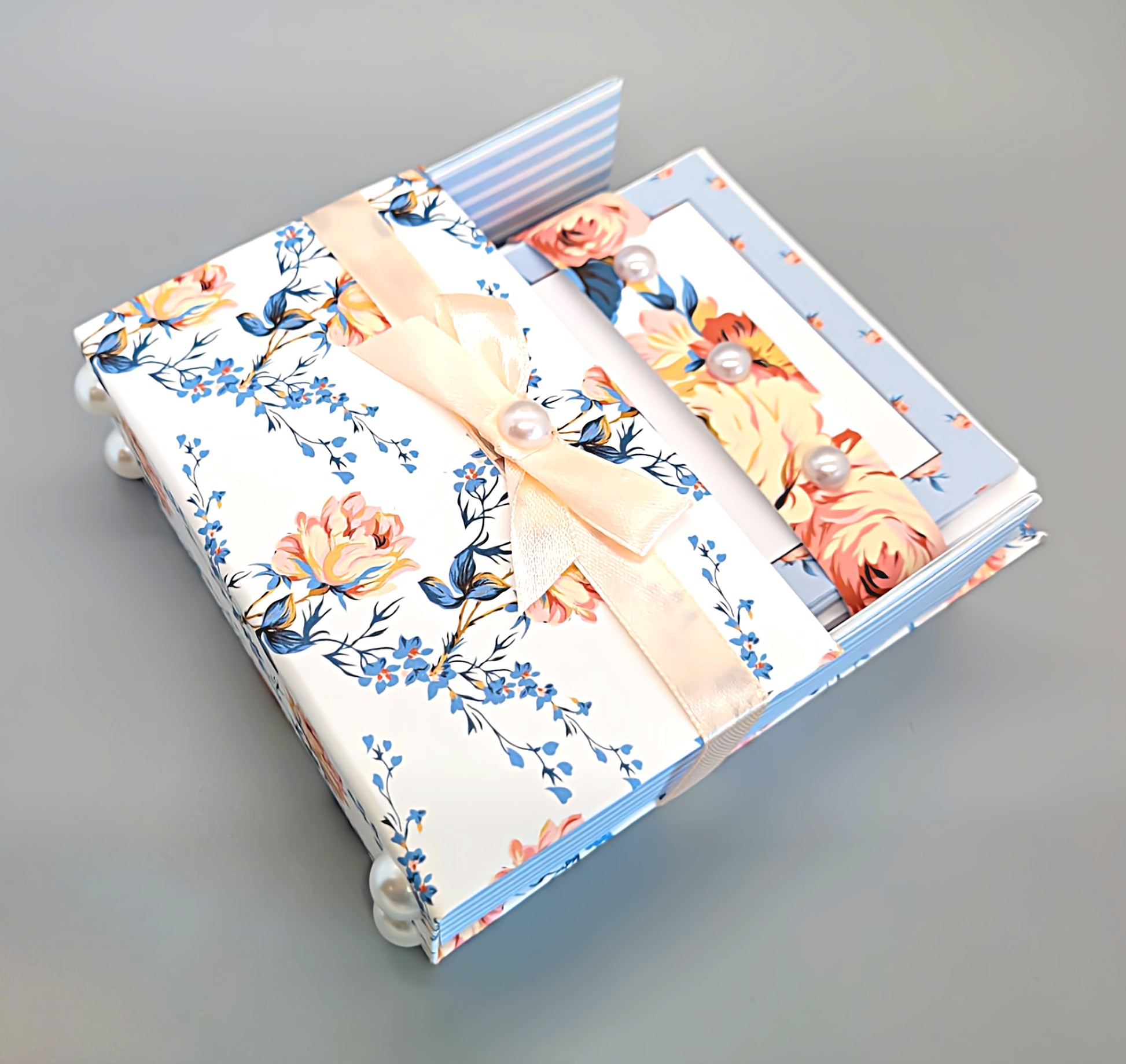42-Pc Stationery Gift Box Set w/Reusable Desktop Organizer Box and Gold Pen - Vintage Blue Trellis Wallpaper - Chic Brico