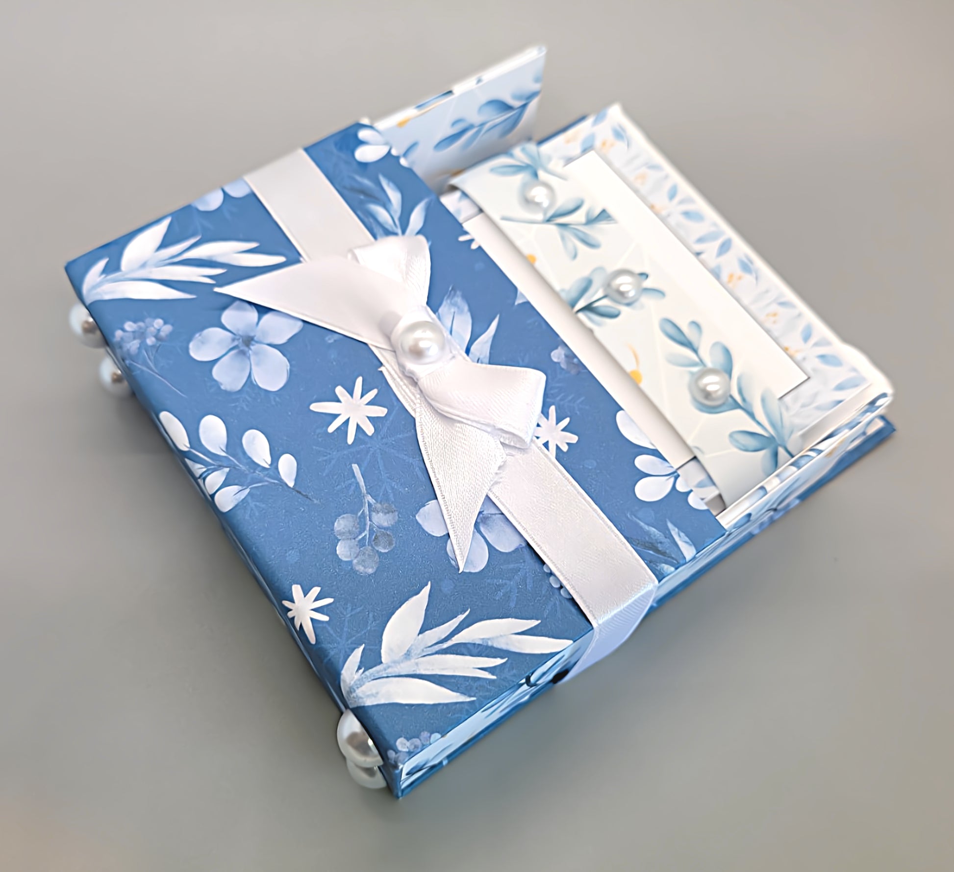 42-Pc Stationery Gift Box Set w/Reusable Desktop Organizer Box and Gold Pen - Blue and White Leaves, Petals & Fronds - Chic Brico