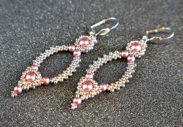 Powder Pink and Silver Oval Hoop Earrings made with Swarovski Pearls - Chic Brico